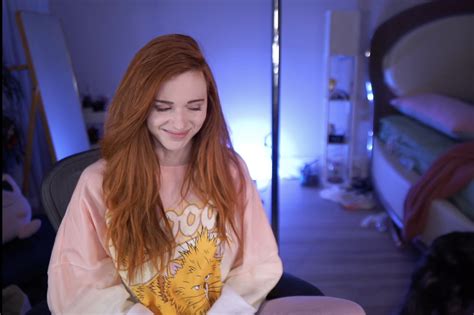 kaitlyn siragusa|Twitch star Amouranth is safe, shares update on her。